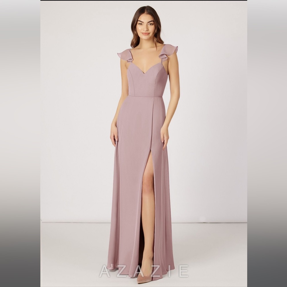 NWT🆕Bridesmaid Dress in MAUVE